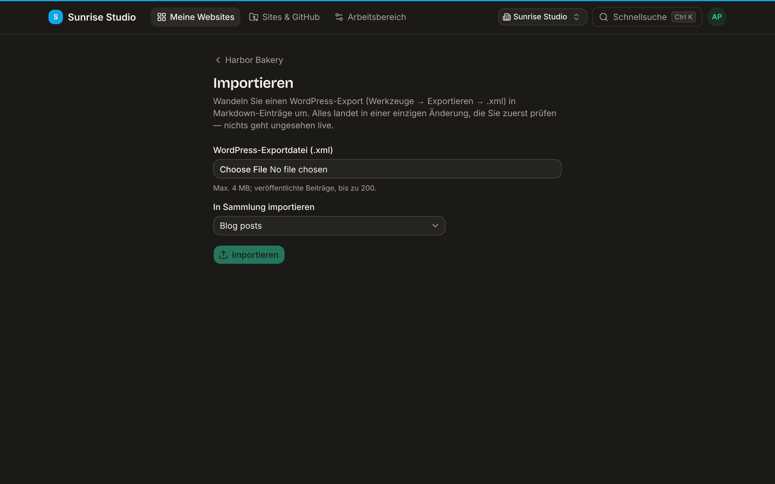 Die Seite Importieren einer Site: eine Dateiauswahl WordPress-Exportdatei (.xml) mit dem Hinweis max. 4 MB und nur veröffentlichte Beiträge, bis zu 200, eine Auswahl In Sammlung importieren mit Blog posts und eine Schaltfläche Importieren