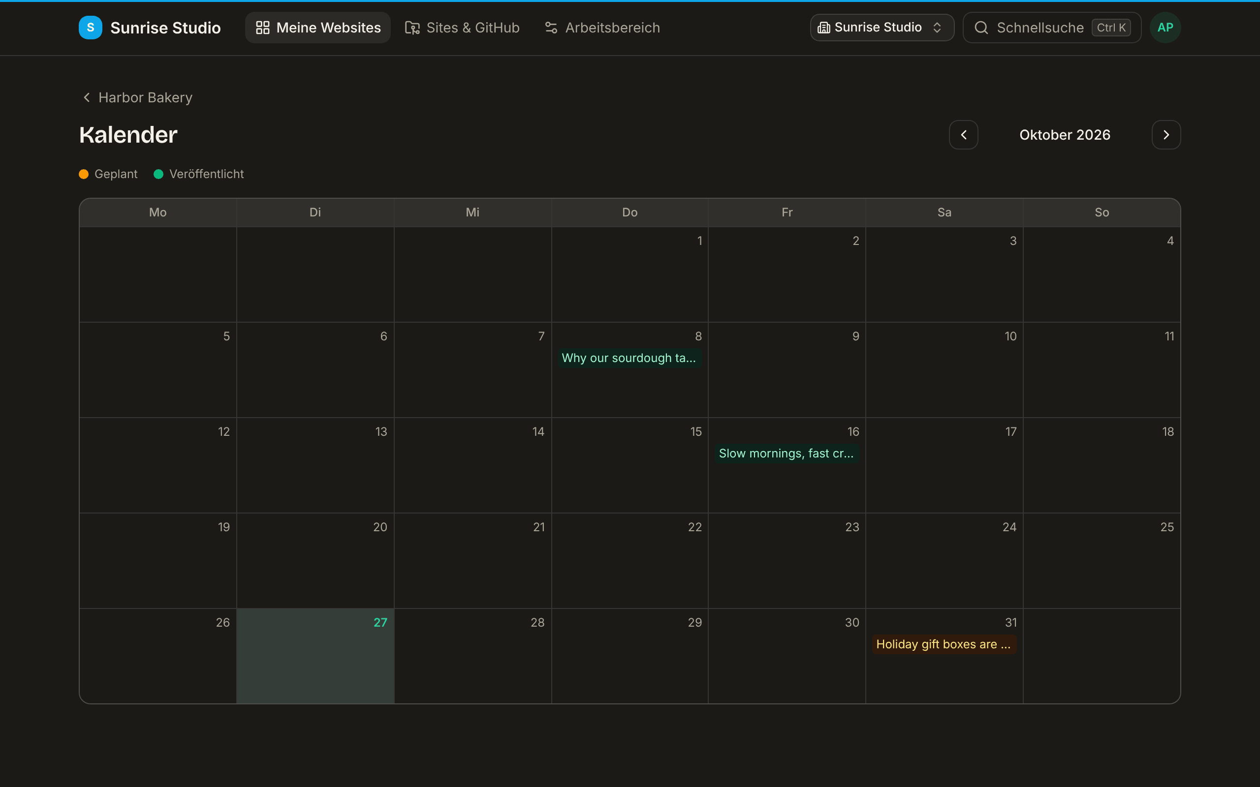 Der Redaktionskalender für den aktuellen Monat: veröffentlichte Beiträge als grüne Markierungen an den Tagen, an denen sie online gingen, ein geplanter Beitrag als orange Markierung an seinem künftigen Veröffentlichungstag, und heute hervorgehoben