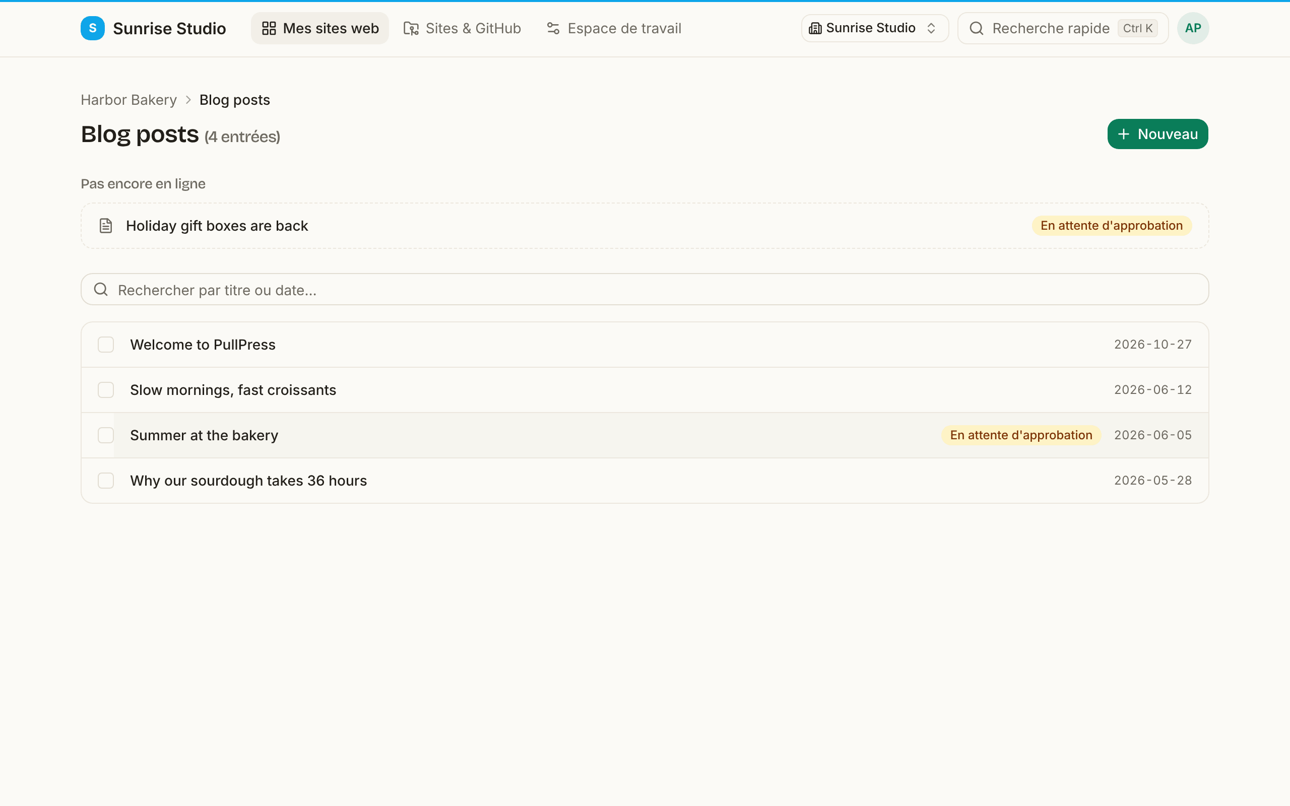 La collection Blog posts : une liste d’entrées consultable avec leurs dates, des cases à cocher pour les actions groupées et un bouton Nouveau